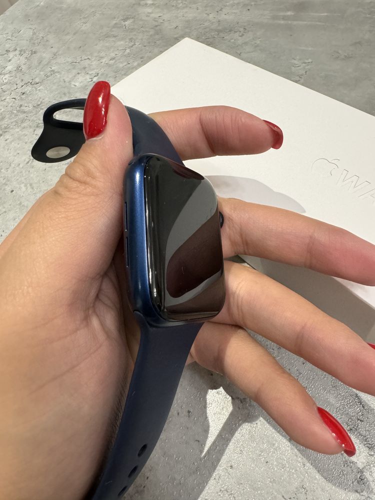 Продается apple watch 6