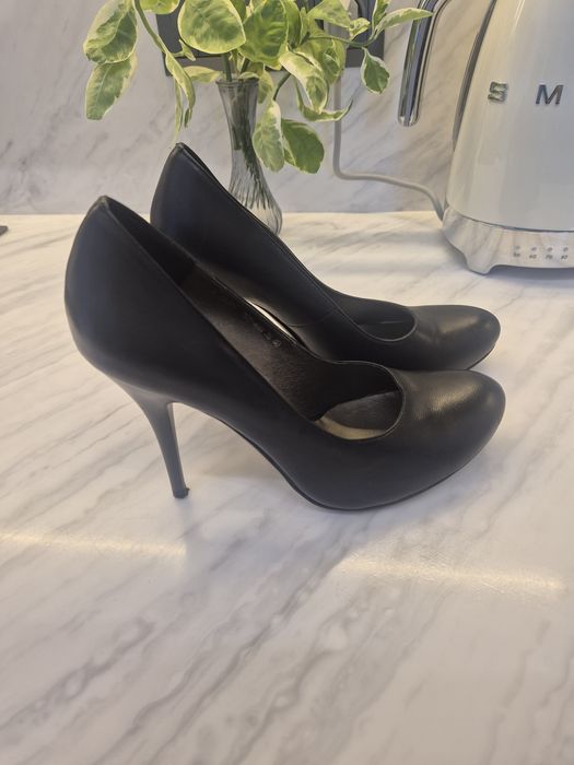 Кожаные туфли фирменные бу