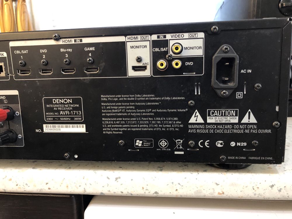 Denon AVR-1713 resiver