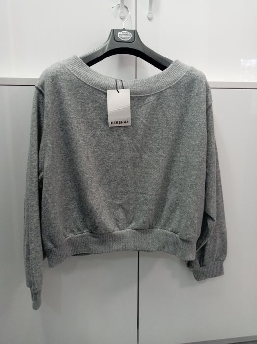Bluza dama, mărime L, marca Bershka