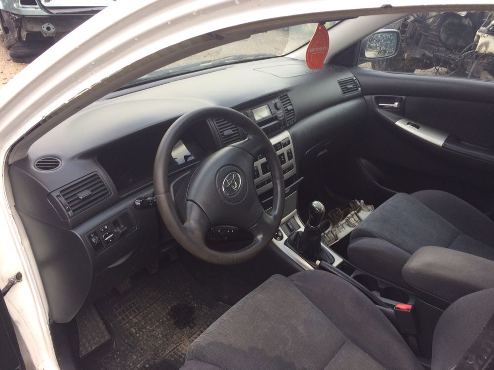 Toyota Corolla 2.0d4d 110к.с на части