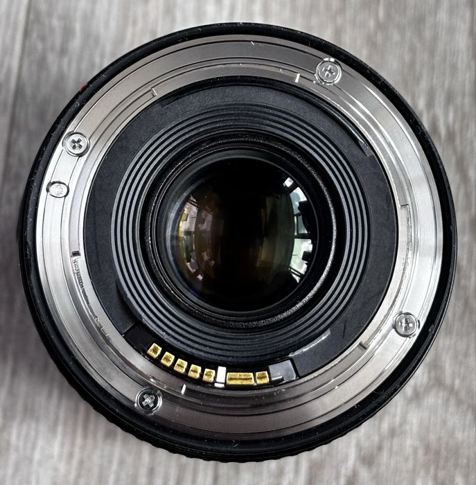 Canon 16-35mm 4 L USM IS cu filtru UV
