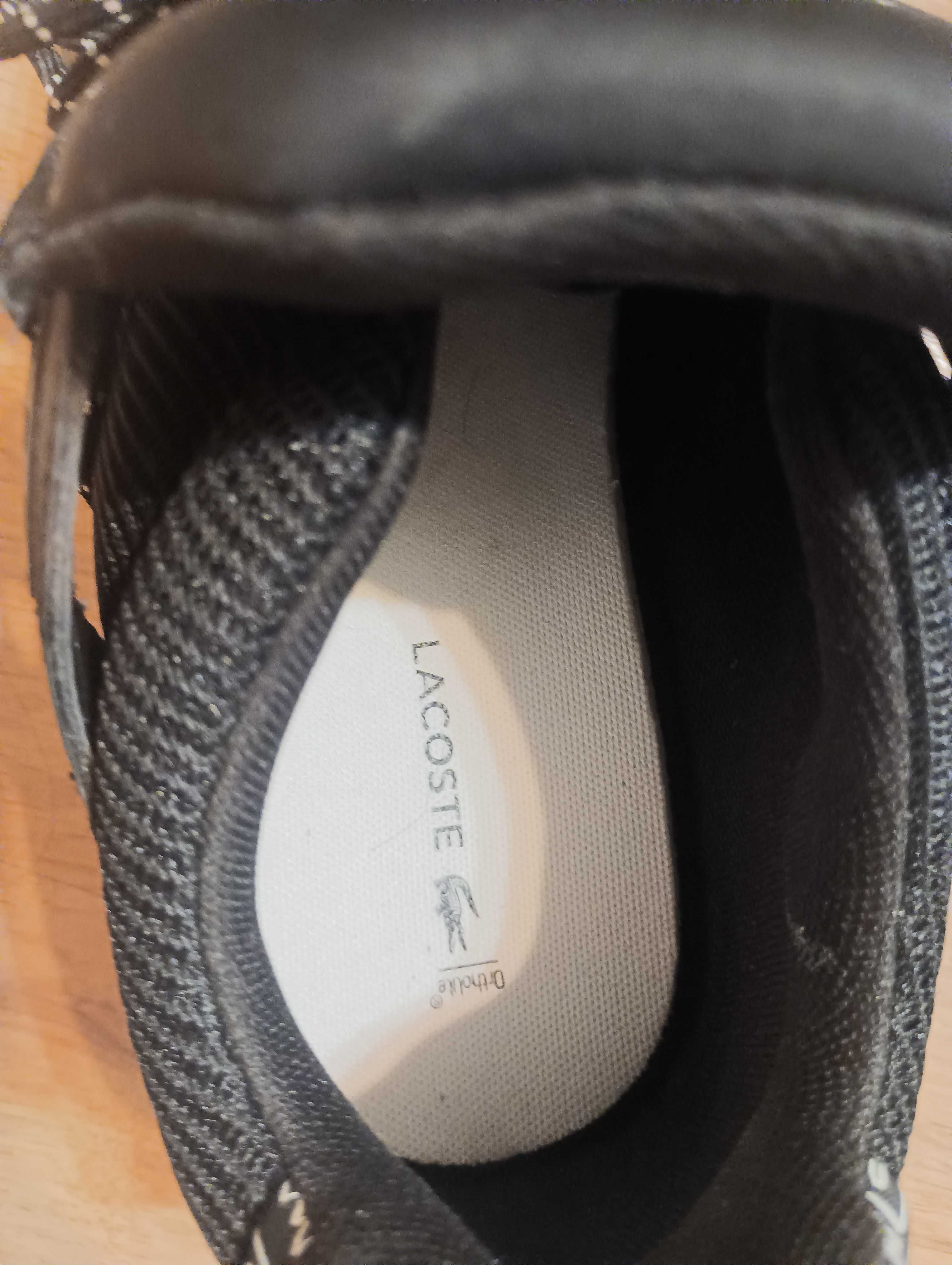 Сникърси "Lacoste"...