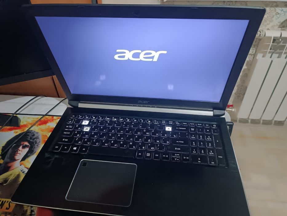 Продам ноутбук Acer aspire 715-51NS
