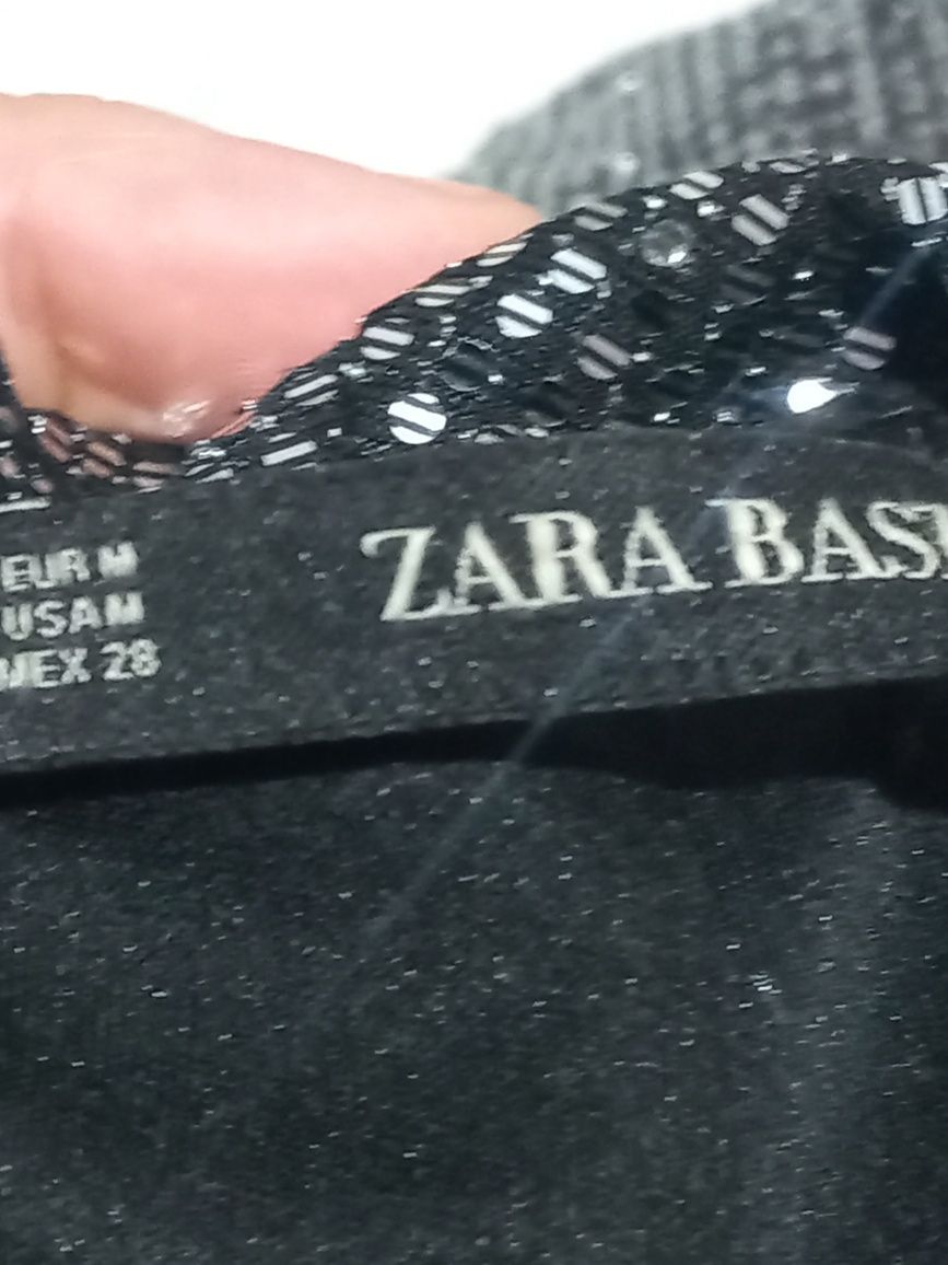 Vând șalopetă Zara