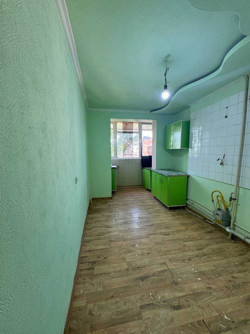 Sartepo kuchasida  kvartira sotiladi!