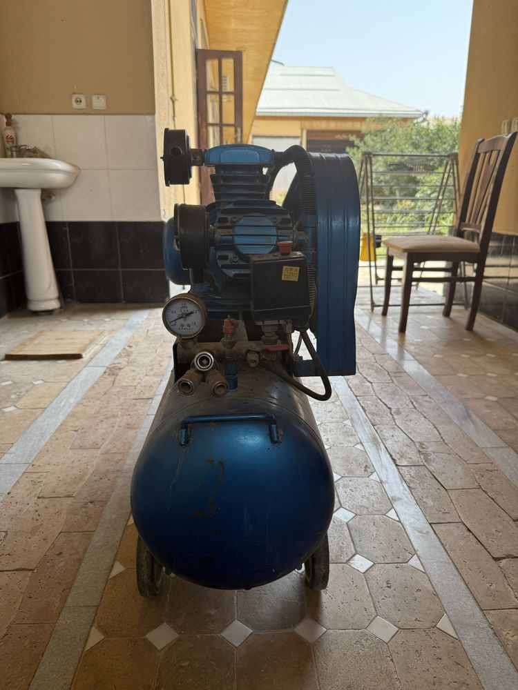 Vozdushniy Kompressor Jieba 100 l 3 fazalik