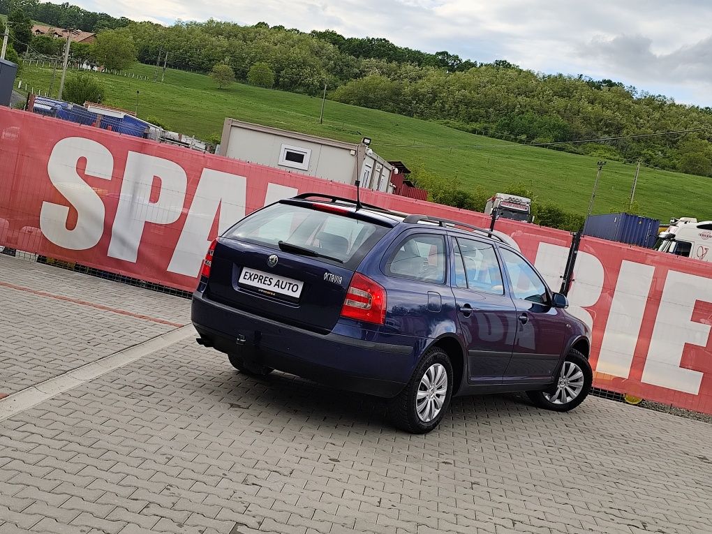 Rate Fixe TBI BANK și MOGO Skoda Octavia 4X4 Laurin & Klement Piele Wh