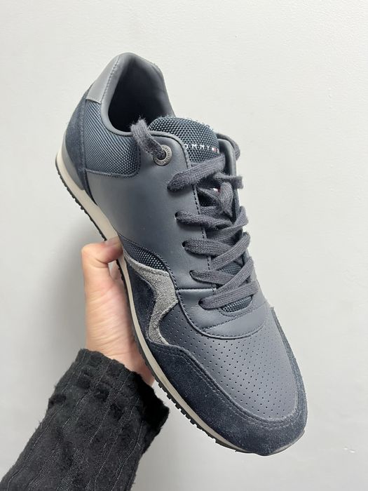 Adidasi Tommy Hilfiger