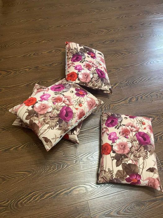 продам комплект подушек