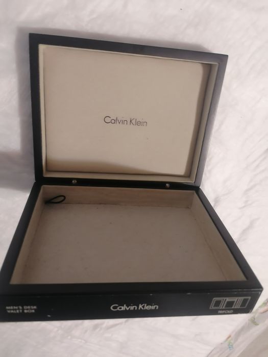 Cutie bijuterii Calvin Klein