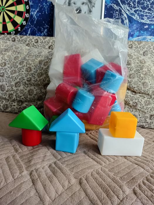 Продам кубики детские большие