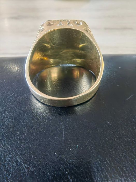 Мъжки златен пръстен