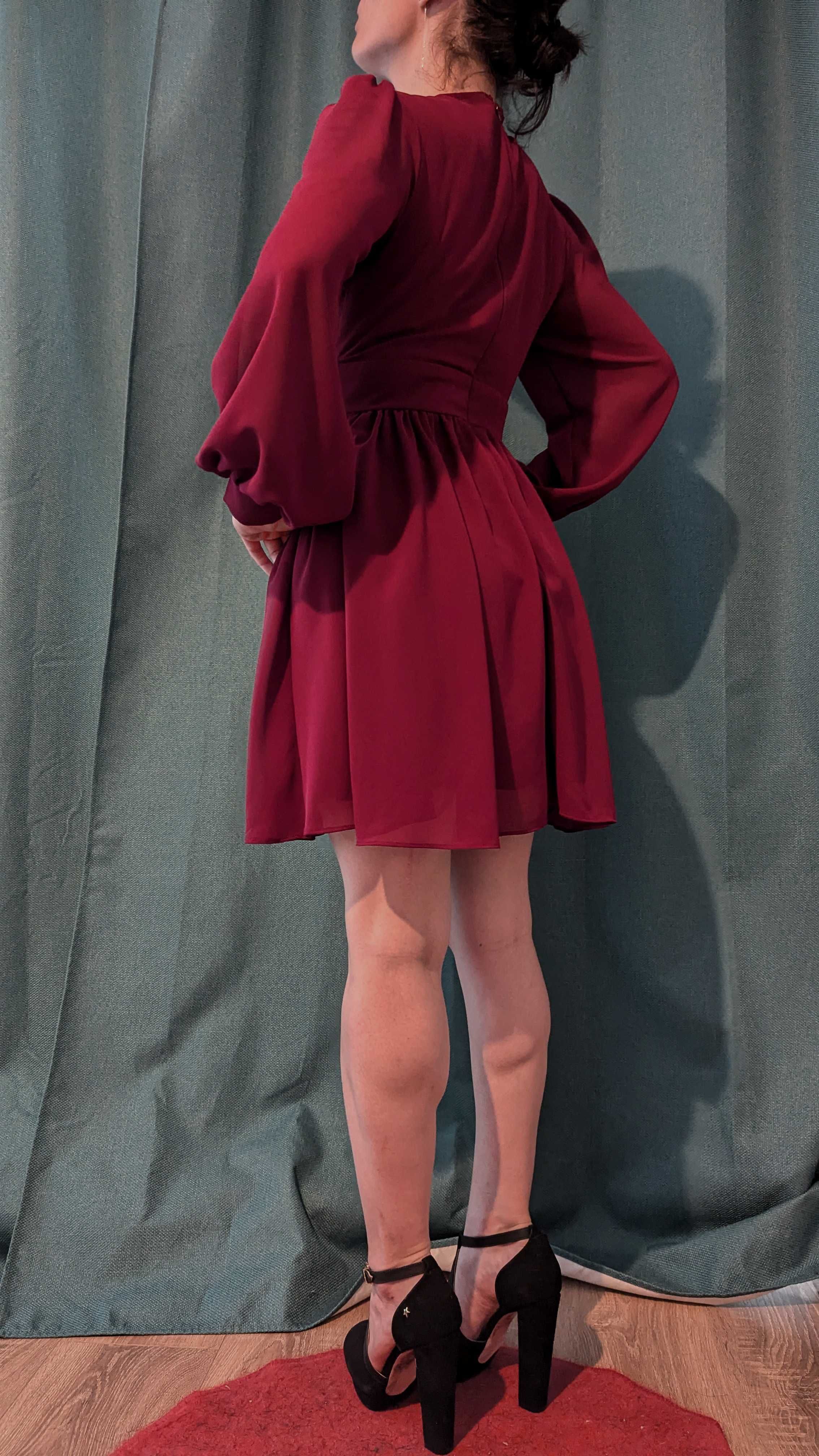 Rochie vișinie TFNC London