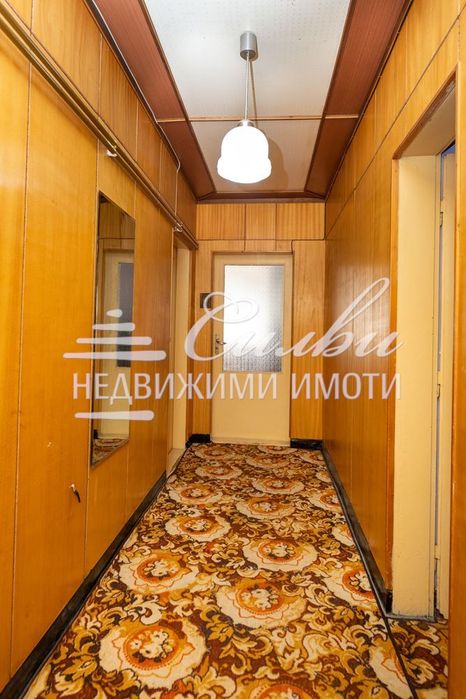 Продава се Тристаен апартамент в Шумен, Тракия - 91 кв.м за 1205 €/кв.м - Снимка #10