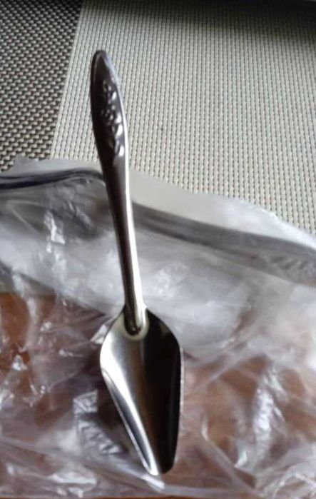 Продавам пръстени и други аксесоари за птици