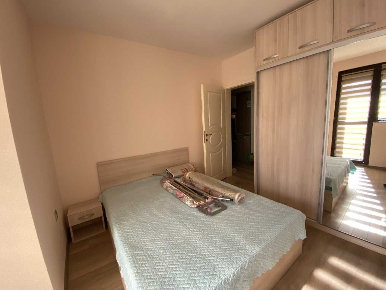 Двустаен апартамент в Каменица