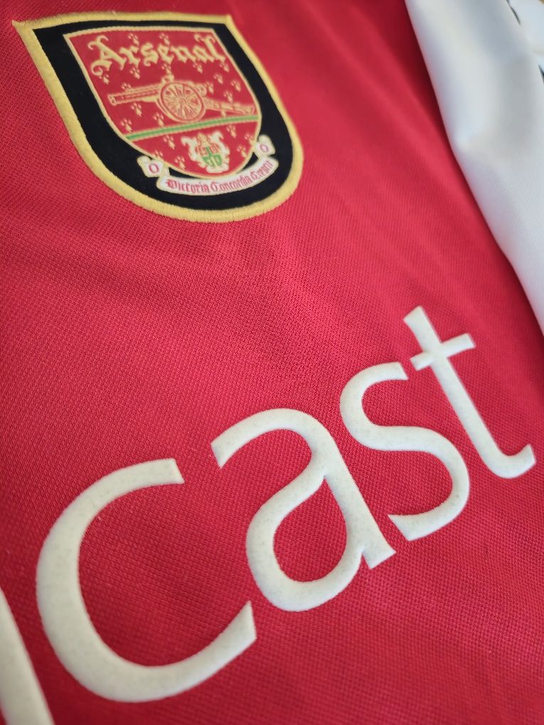 Arsenal x Nike 2000/2001 home shirt