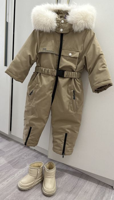 Детский зимний комбенизон подойдет на мальчика и на девочку!В отл.сост