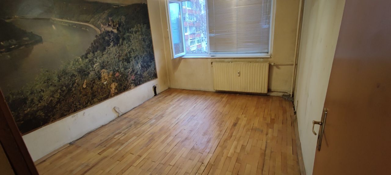 Продава се Тристаен апартамент в София, Сухата река - 65 кв.м за 1968 €/кв.м - Снимка #4