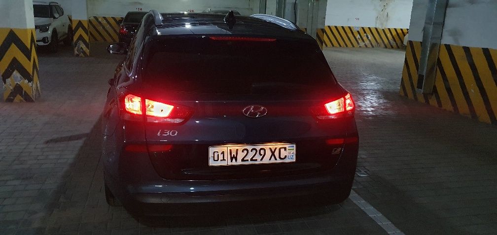 Хендай i30 премиум.