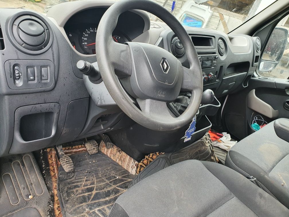 Dezmembrez renault master punte dubla 2.3 euro 5 2016 tractiune spate