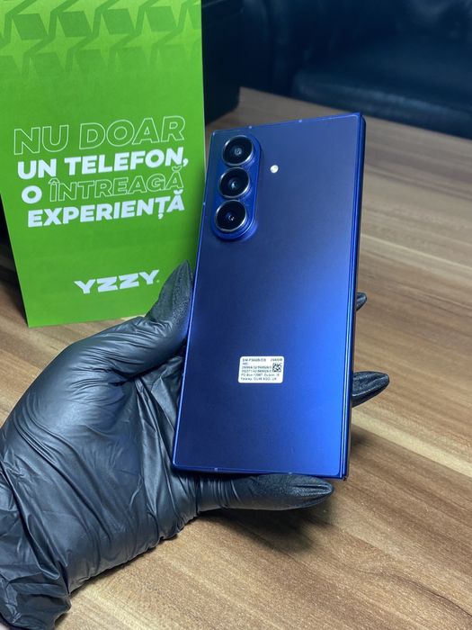 Samsung Galaxy Z Fold7 / Garanție 12 luni / 256 Gb / Foarte bun