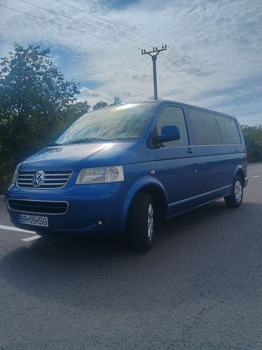 Vw Transporter 8+1 locuri