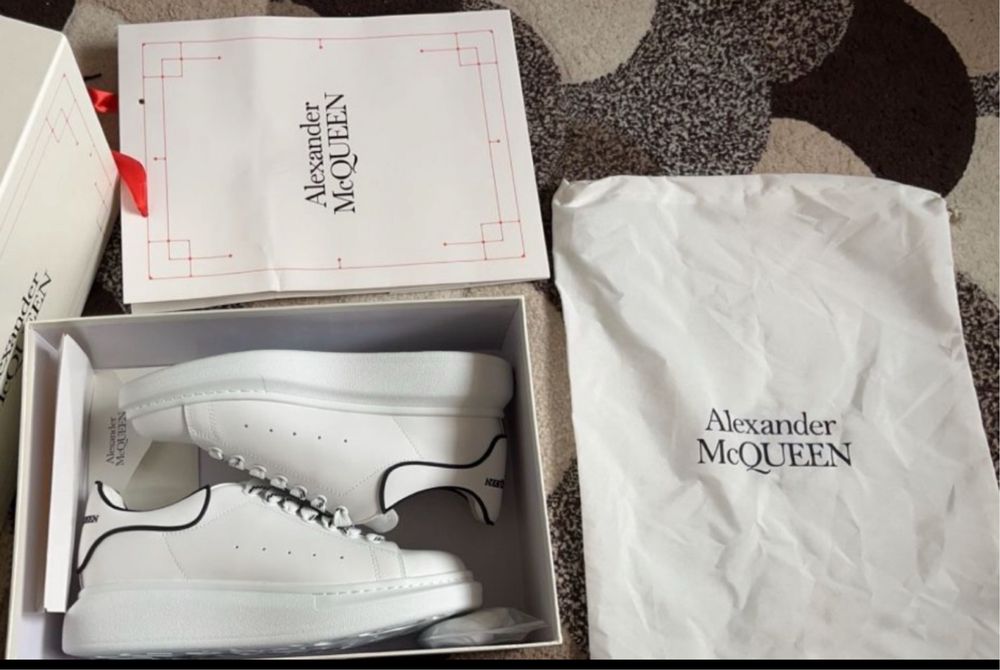 Adidasi Alexander Mcqueen Exposy albi/negri piele naturala
