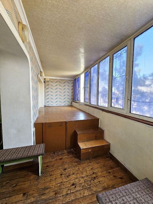 Арендага 3 хона 3 этаж Микрорайонда жойлашган Оилага.Агентство