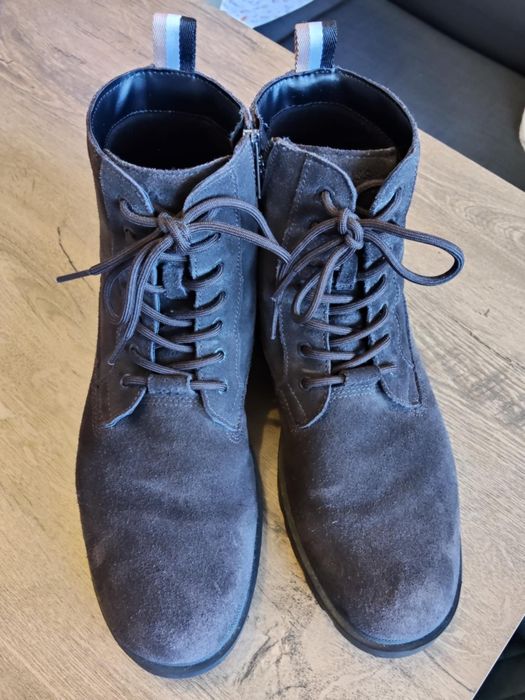 Зимни боти BOSS естествен велур