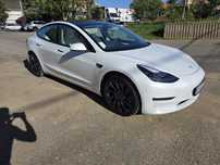 Vand tesla model 3 performance
