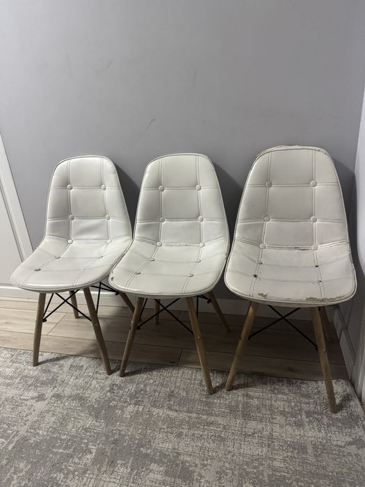 Стулья белые б/у