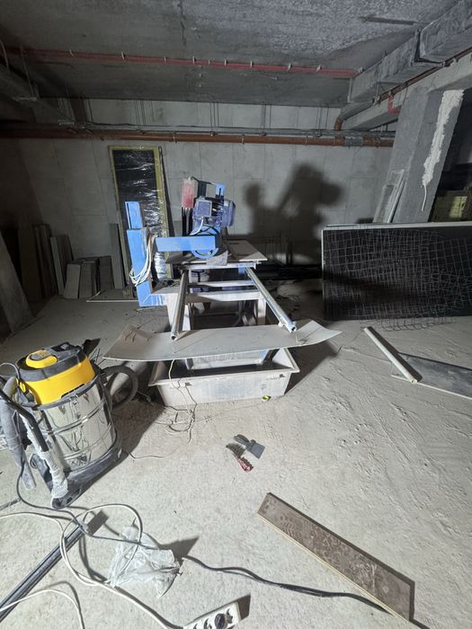 Granit stanok bir oy ishlagan yangi