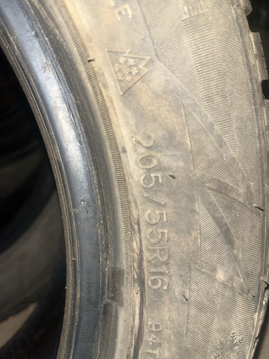 Резина зимняя шипованная 205/55/16 SaiLun