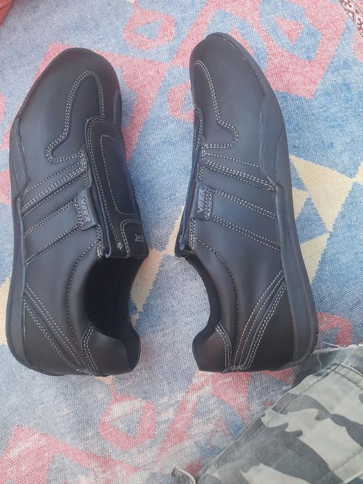 Adidași Veer Noi
