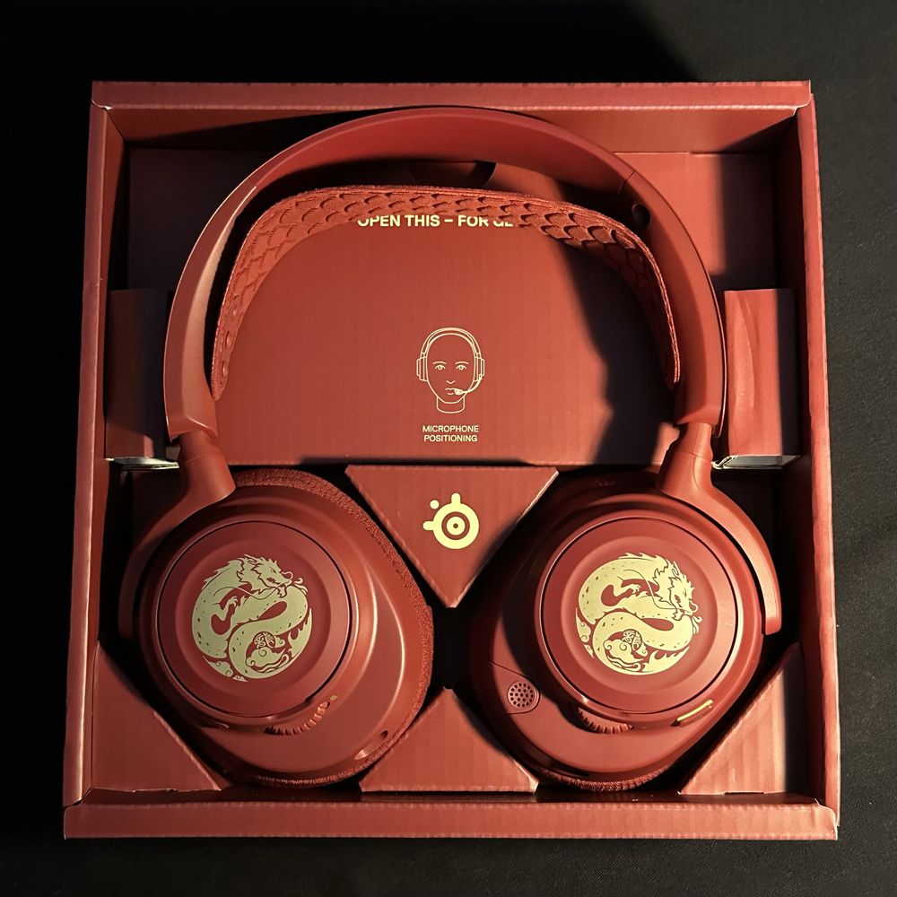 Steelseries Arctis Nova 7 Wireless. Dragon Edition