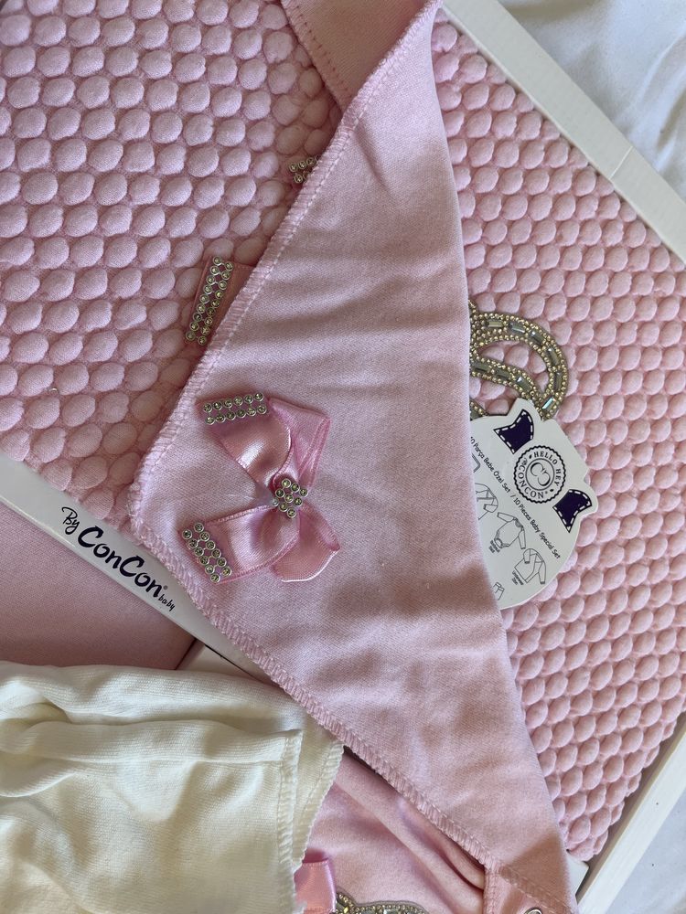 Set premium complet pentru nou-născuti "By ConCon Baby"
