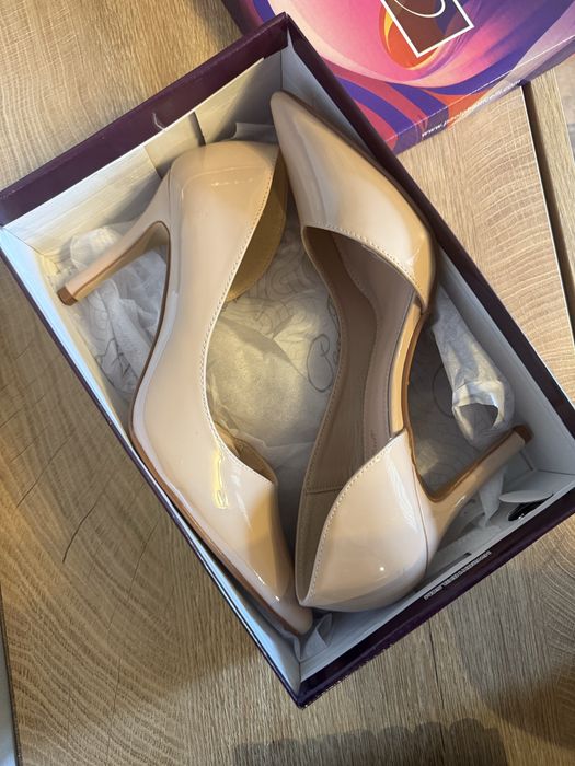 Дамски обувки на ток