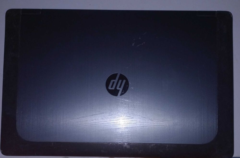 Laptop HP zbook 17