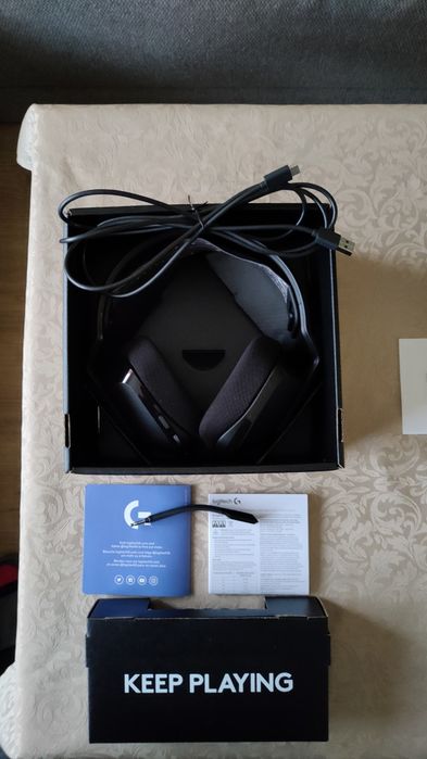 Геймърски слушалки Logitech G733