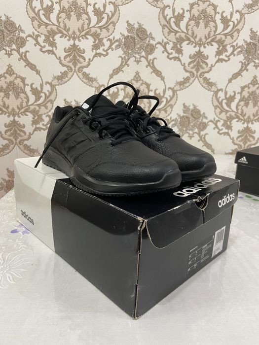 Красовки adidas