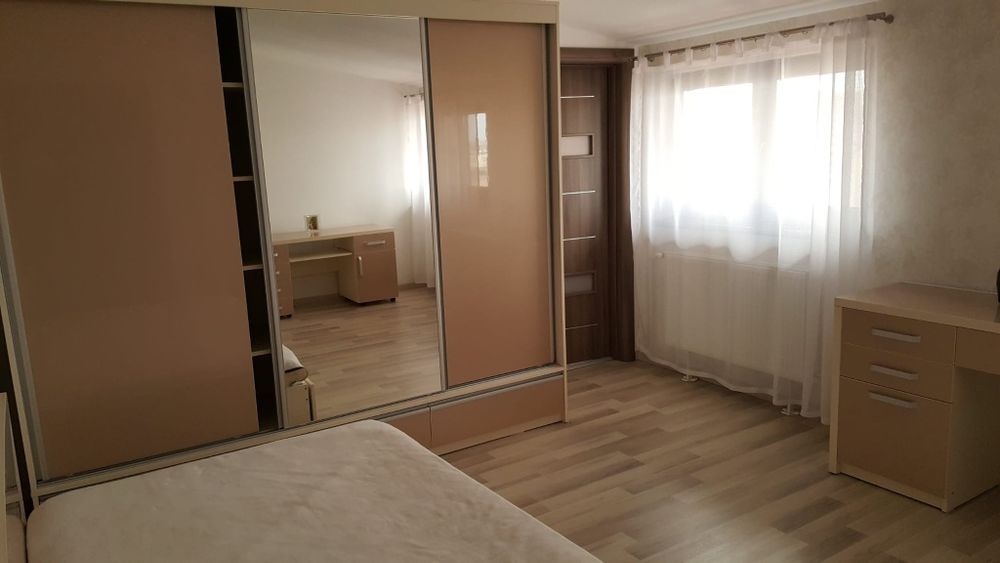 Duplex, Erou Garian Alexandru, 5 camere, mobilat/utilat, LUX