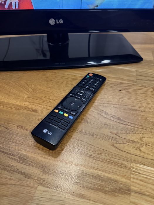 Televizor LG 81cm HD