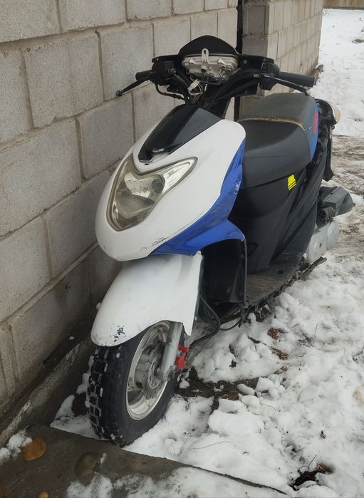 Продам скутер irbis