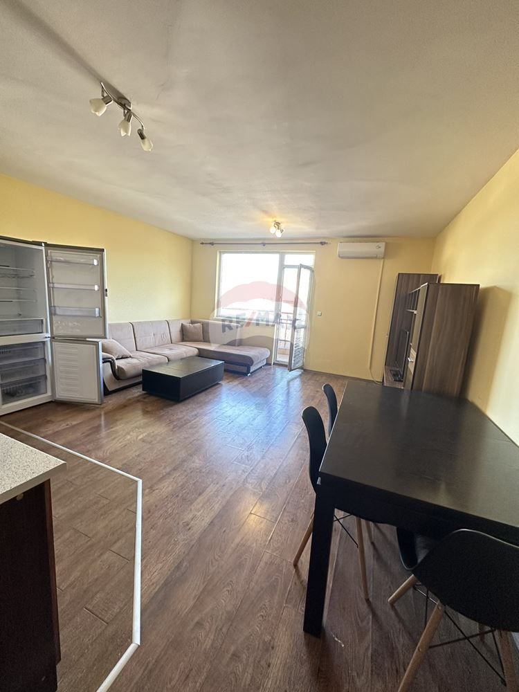 Продава се Двустаен апартамент в Варна, Виница - 81 кв.м за 1382 €/кв.м - Снимка #2
