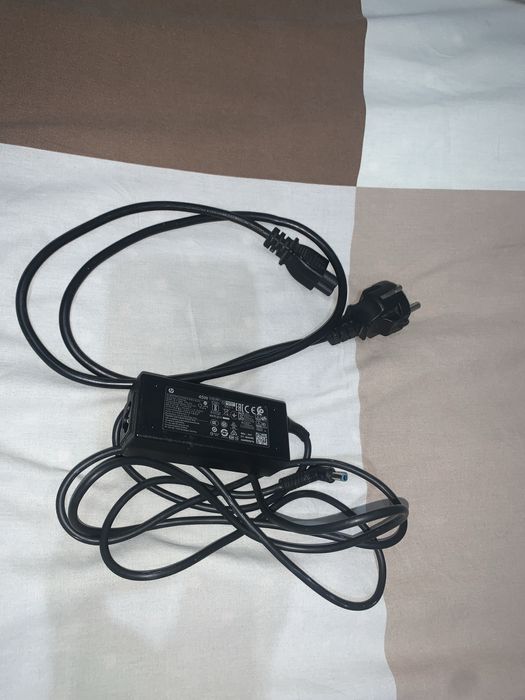 Incarcator HP original 45W
