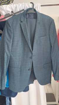 Costume de barbati,noi ,cu eticheta,preț de en-gros, 325/buc,lichidare