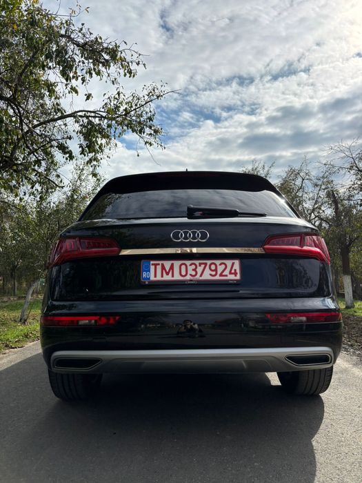 Audi Q5 S-lin 2019 motor 2.0D 190cp impecabila rate fixe tbi bank
