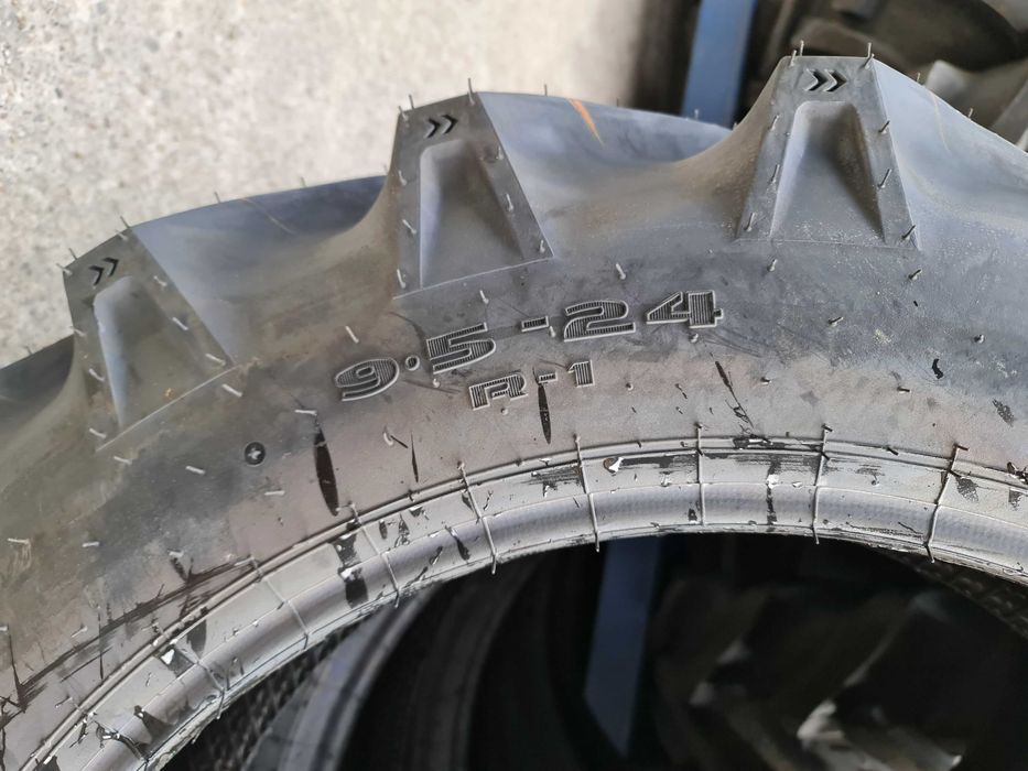Cauciucuri noi 9.5-24 GALAXY 8PR anvelope FIAT, Same tractor fata r24